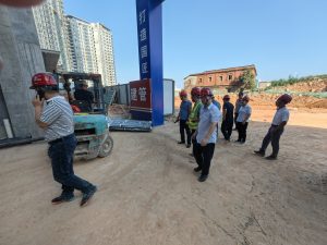 20241030 集团公司领导莅临钟宅北苑二期项目进行2024年10月份项目法检查3